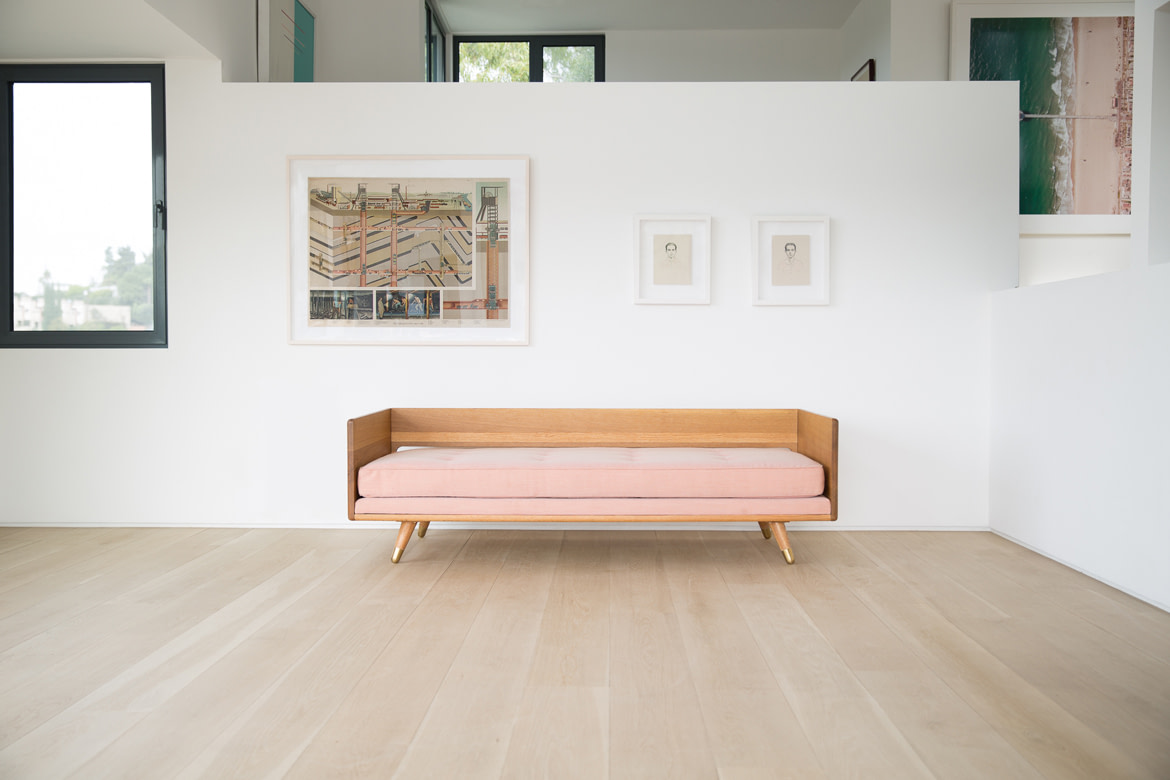 No.5 Series Sofa without backrest cushion and bolsters