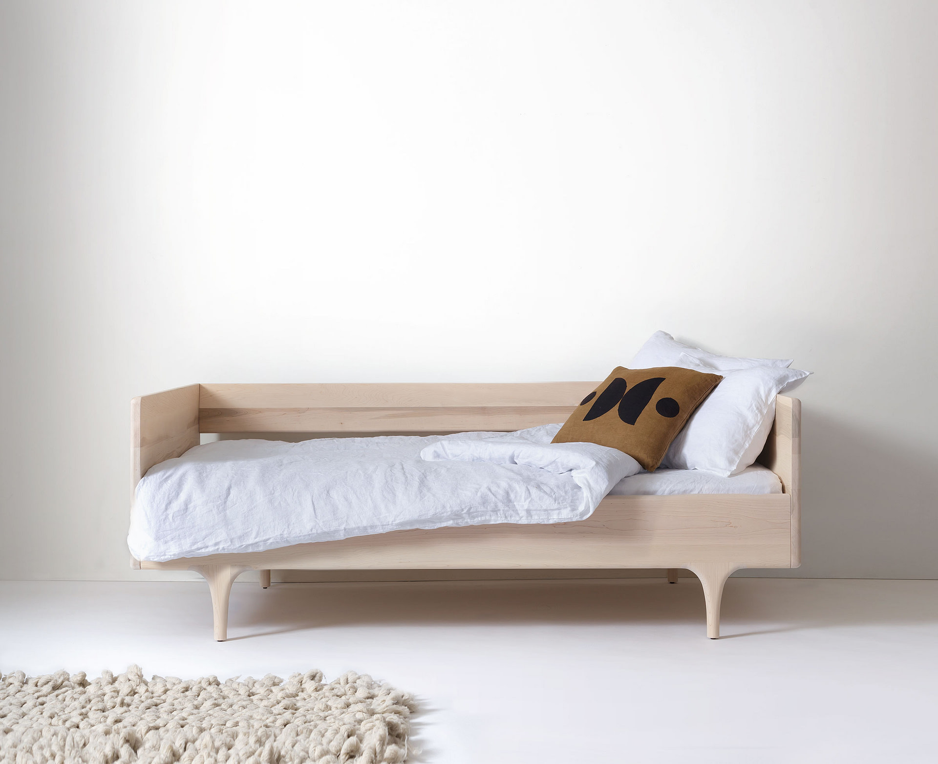 Beds / Daybeds – Kalon Studios US