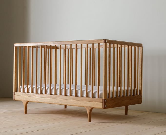 Caravan Crib American Hardwood